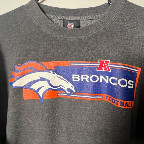Denver Broncos Sweatshirt Men's XL Gray NFL Team Apparel Football Crewneck - Picture 3 of 8
